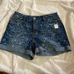 Time And Tru Denim flower print shorts women’s 8